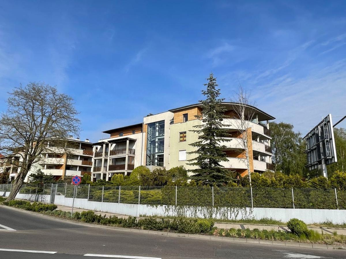 Apartament Przystan W Ustce - 120 M2 - 200 M Od Plazy Mickiewicza 2 Ustka Exterior photo